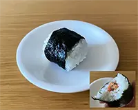 伊勢屋西川口店 | 西川口のおにぎりのサケのおにぎの写真