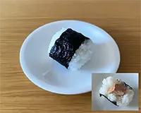 伊勢屋西川口店 | 西川口のおにぎりのタラコのおにぎの写真