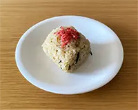 伊勢屋西川口店 | 西川口のおにぎりの五目寿司の写真